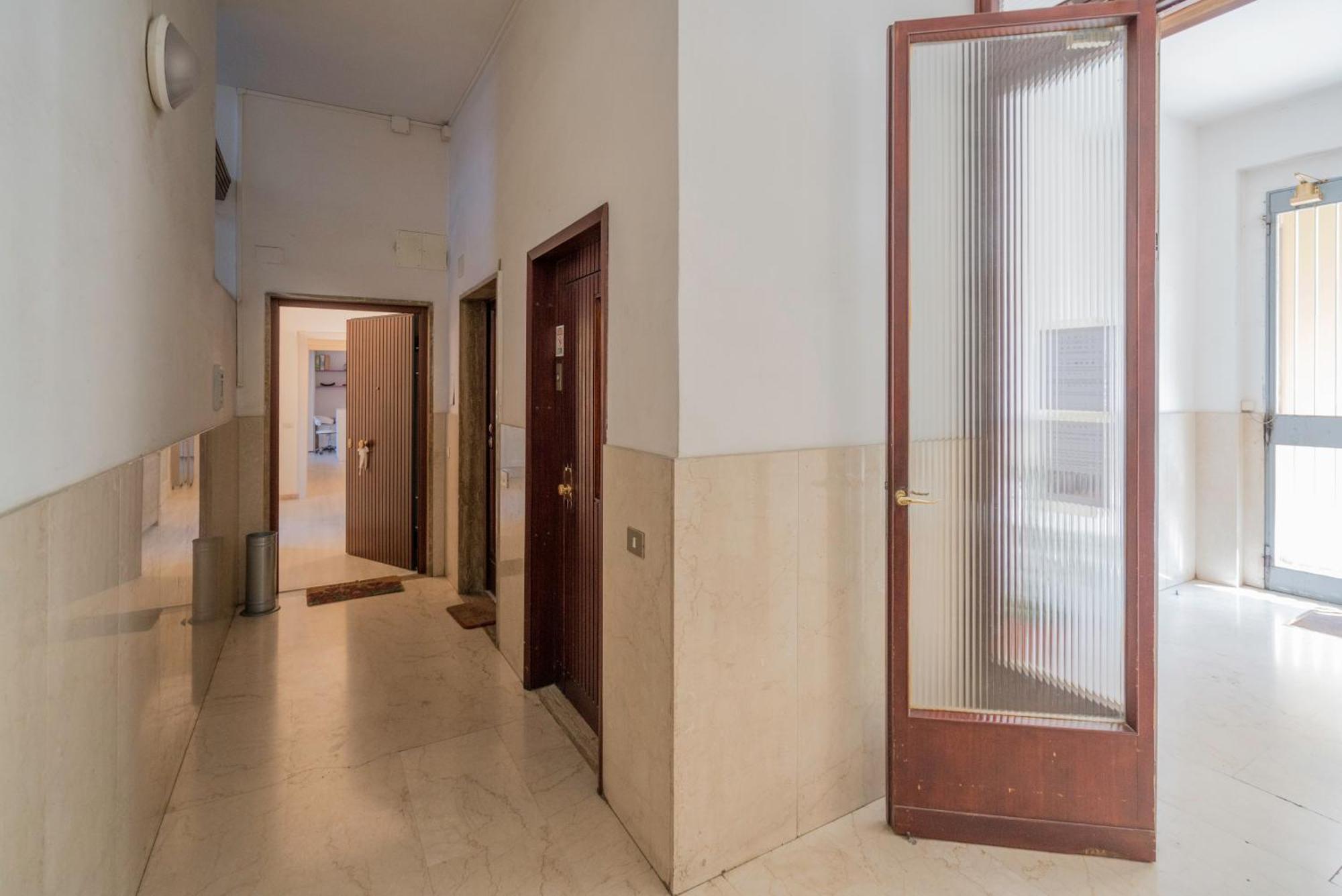 Appartamento Incantevole Con Patio Florence Exterior photo